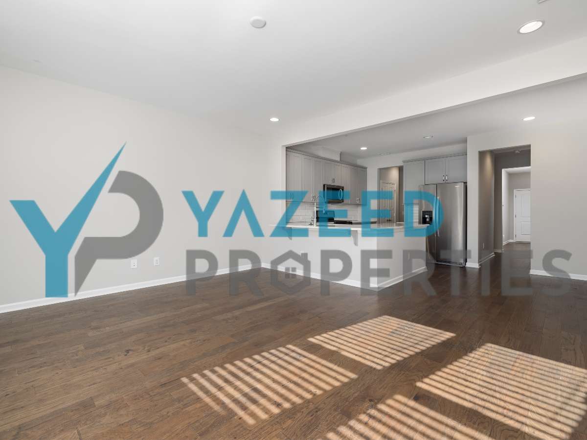 Lakeview Apartment in Gated Community | AGNT | PREM